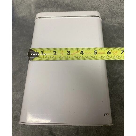 Vintage Tin Sugar Canister With Lid Made In USA - Picture 7 of 7